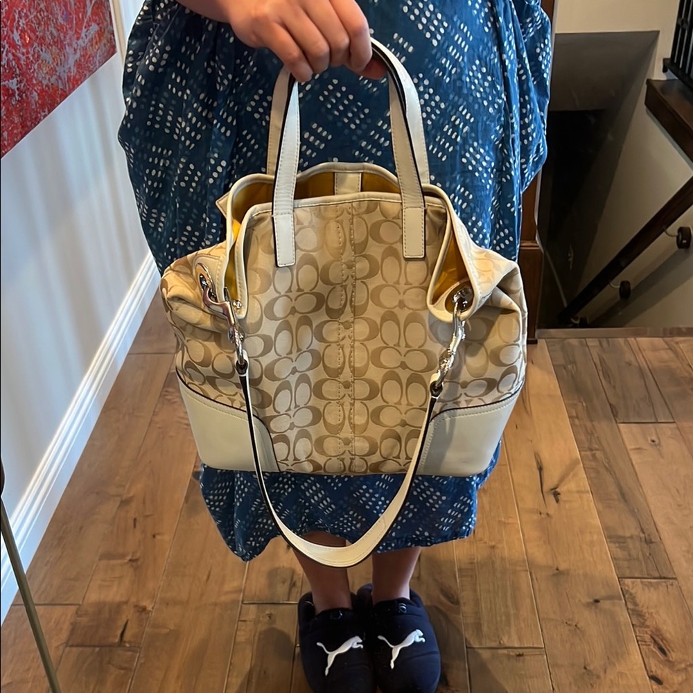 Coach Cream and White Signature Tote Bag - Picture 8 of 11